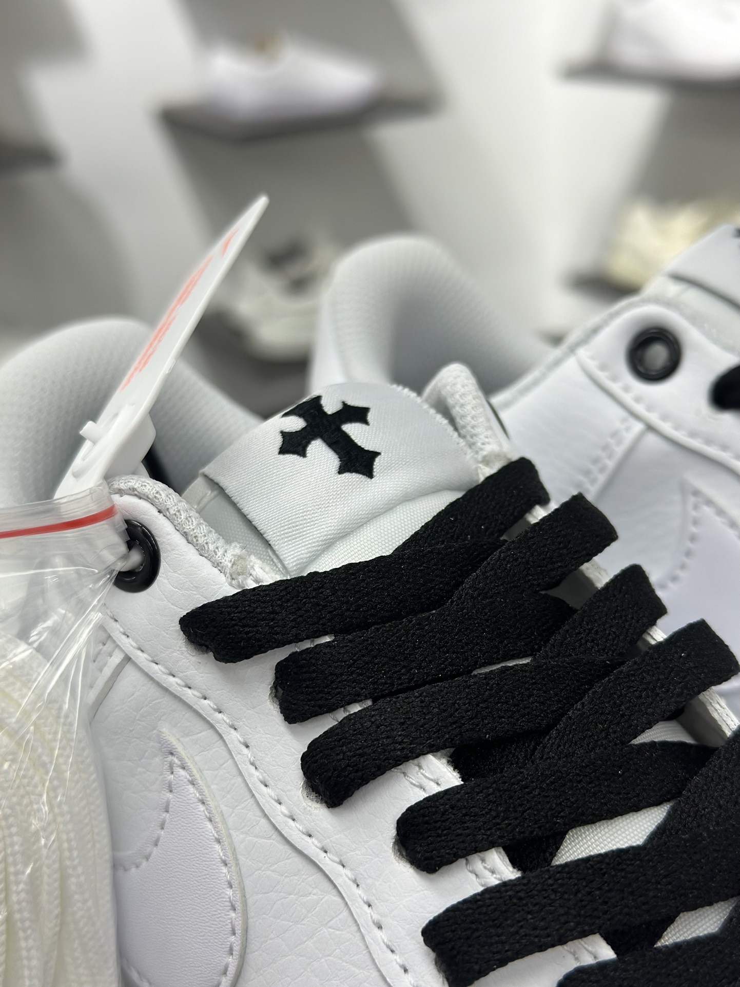 220 Nike Air Force 1 Low 07 白黑十字架