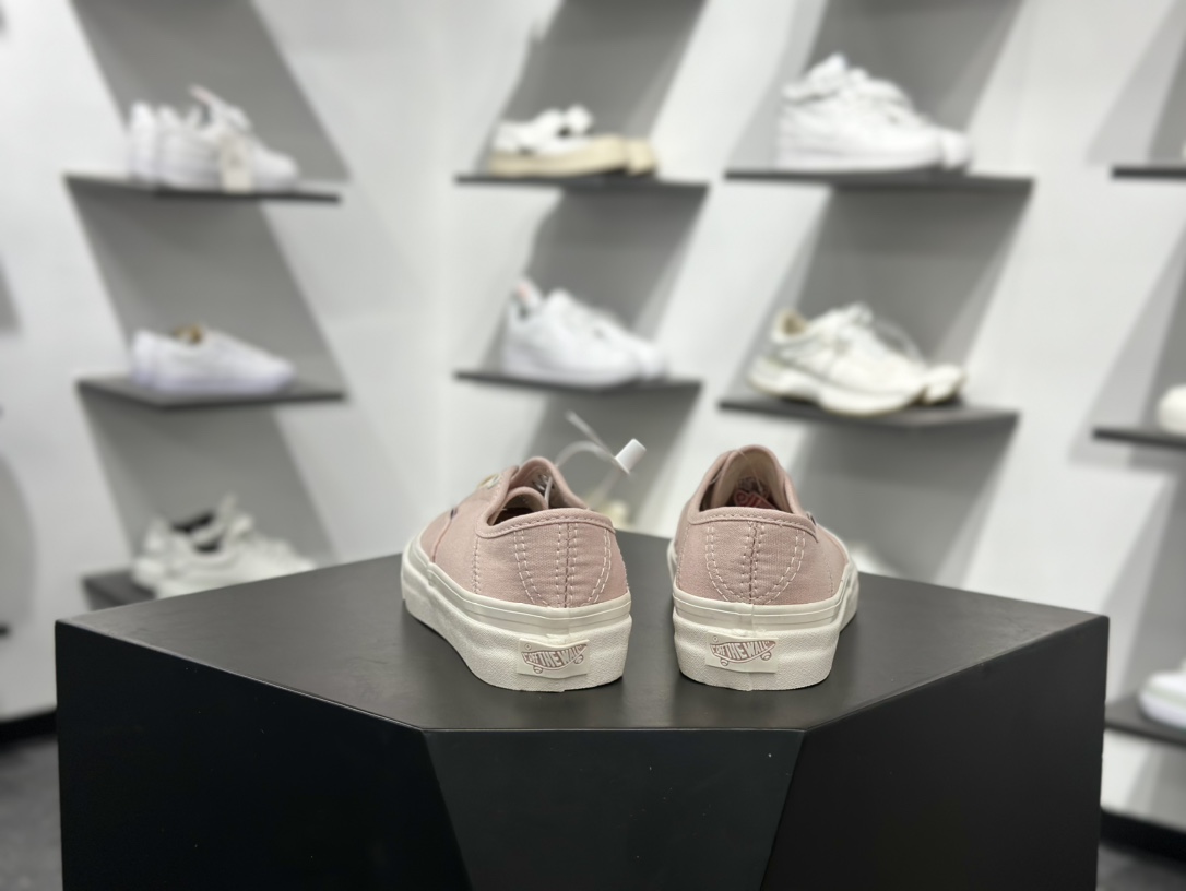 130 范斯Vans Vault OG Authentic Era LX”Black/Beige Paisley”安纳海姆低帮系带板鞋“帆布粉白” VN000D4YFBM