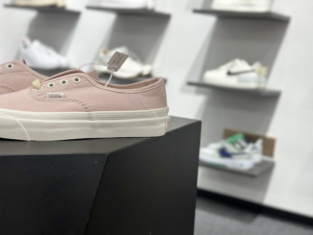 130 范斯Vans Vault OG Authentic Era LX”Black/Beige Paisley”安纳海姆低帮系带板鞋“帆布粉白” VN000D4YFBM