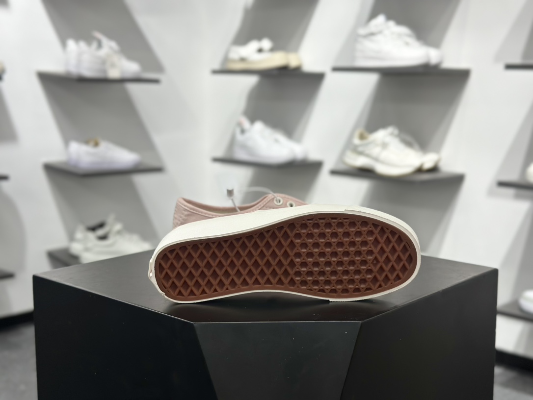 130 范斯Vans Vault OG Authentic Era LX”Black/Beige Paisley”安纳海姆低帮系带板鞋“帆布粉白” VN000D4YFBM