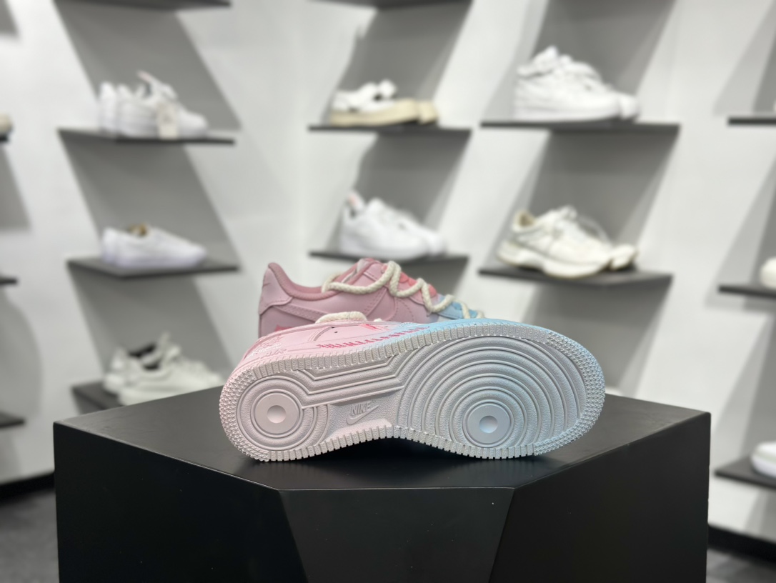 260 Nike Air Force 1 Low 粉蓝蛛心 QX2032-707