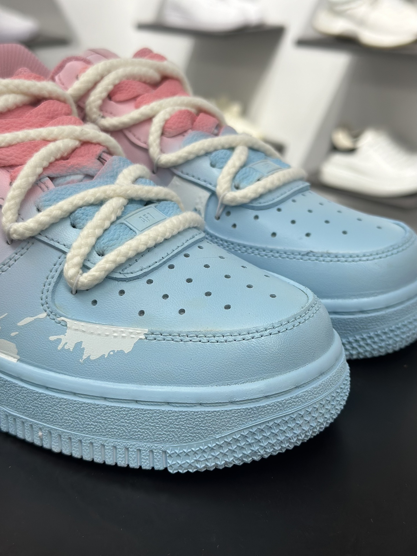 260 Nike Air Force 1 Low 粉蓝蛛心 QX2032-707