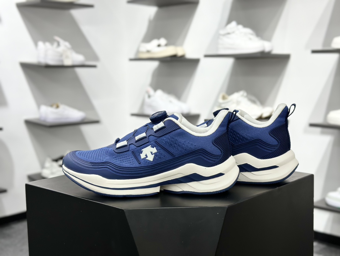 350 DESCENTE Terrain D 迪桑特舒适柔软防滑耐磨低帮生活休闲跑鞋