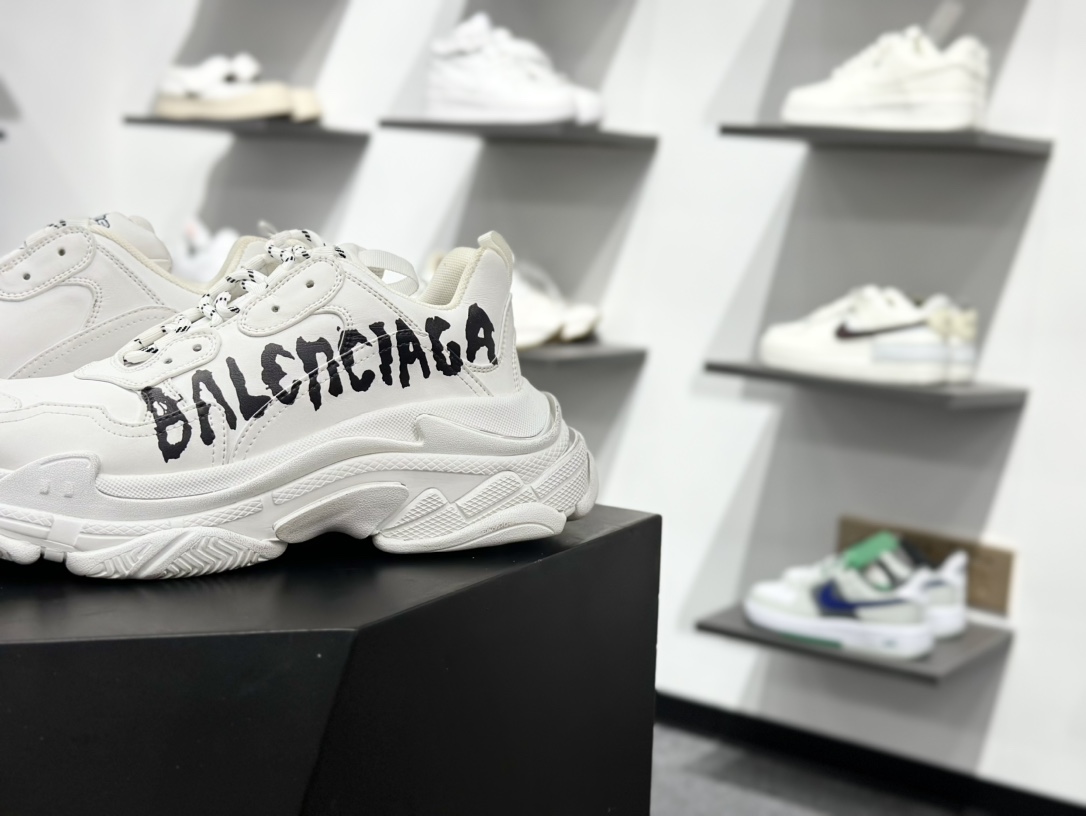 400 巴黎世家Balenciaga Triple S Trainers Sneaker”Beige/Red Black/LOGO”三倍增系列低帮老爹鞋 536737WTSPL9010-Chinese UA Cheap High Quatity Brand Clothes Bags handbags Sneakers wholesale wholesaler seller from China Factory suppliers Fashion Clothing Shoes best Quality Beautiful Price 400 巴黎世家Balenciaga Triple S Trainers Sneaker”Beige/Red Black/LOGO”三倍增系列低帮老爹鞋 536737WTSPL9010