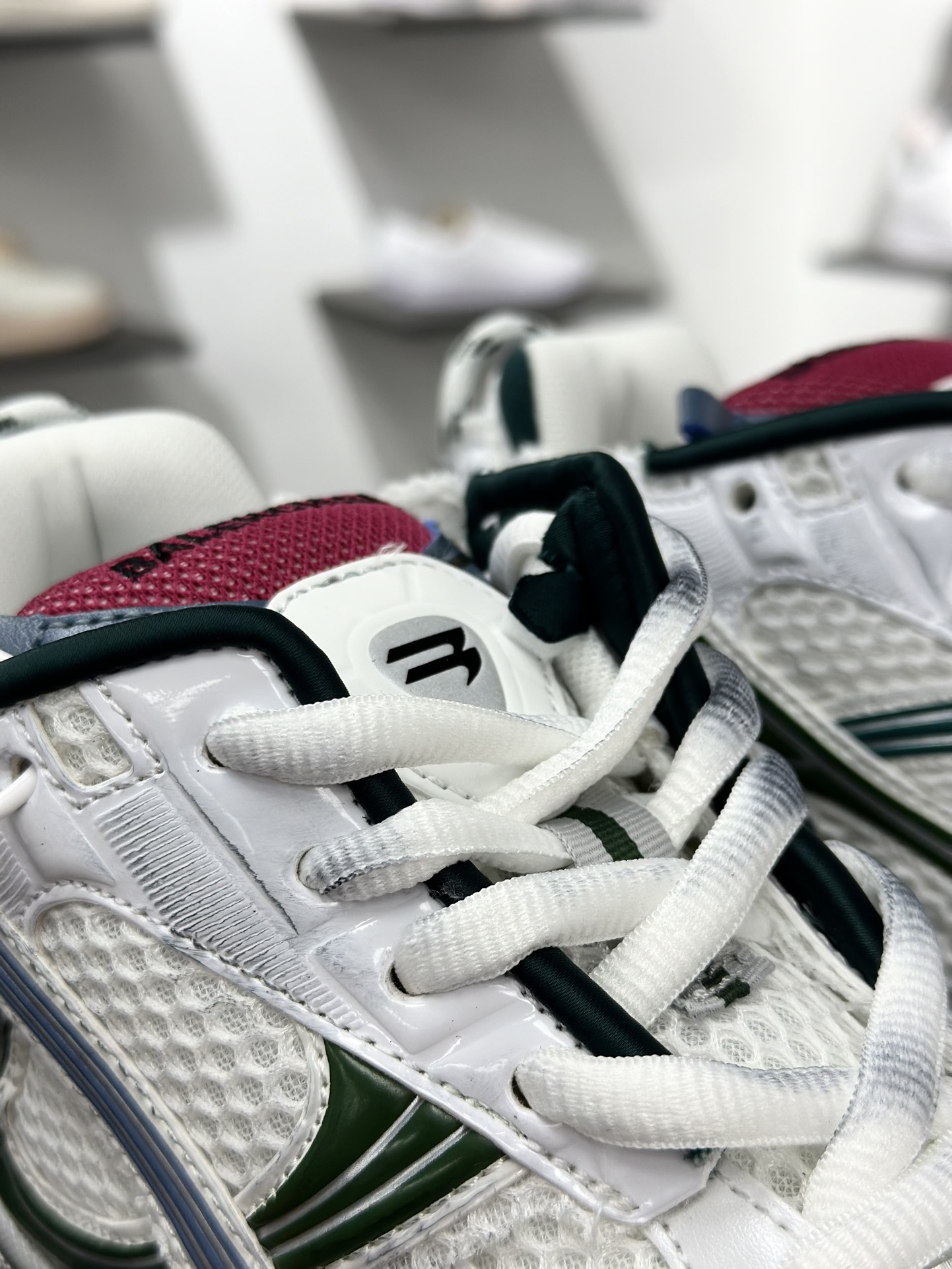 480 巴黎世家BALENCIAGA Runner Sneaker”Dark Grey/Black/Silver”2.0 慢跑鞋 772767 W3RMU 9934-Chinese UA Cheap High Quatity Brand Clothes Bags handbags Sneakers wholesale wholesaler seller from China Factory suppliers Fashion Clothing Shoes best Quality Beautiful Price 480 巴黎世家BALENCIAGA Runner Sneaker”Dark Grey/Black/Silver”2.0 慢跑鞋 772767 W3RMU 9934