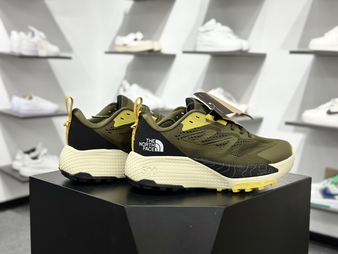 200 北面THE M THERMOBALL TRACTION MULE V 舒适户外运动越野登山鞋 A83N32415