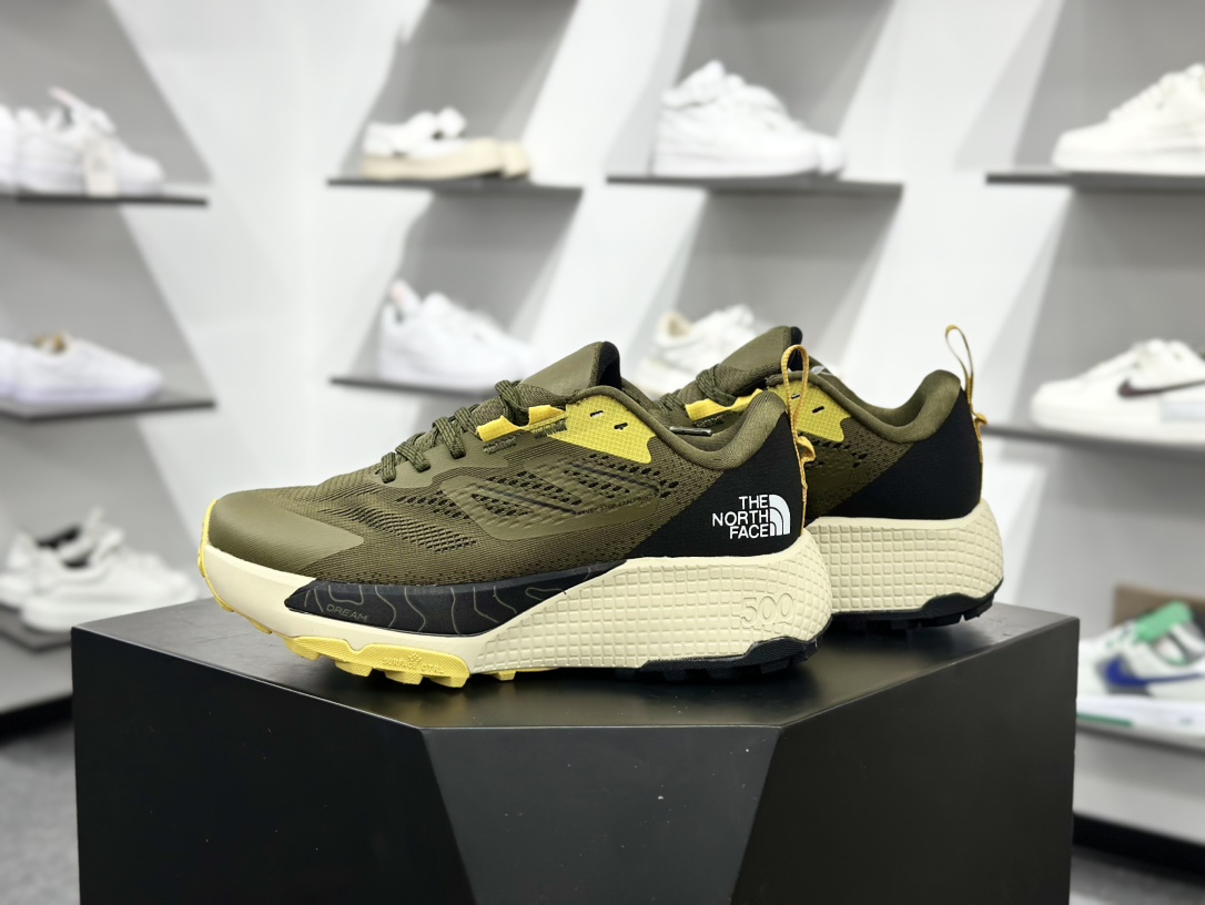 200 北面THE M THERMOBALL TRACTION MULE V 舒适户外运动越野登山鞋 A83N32415