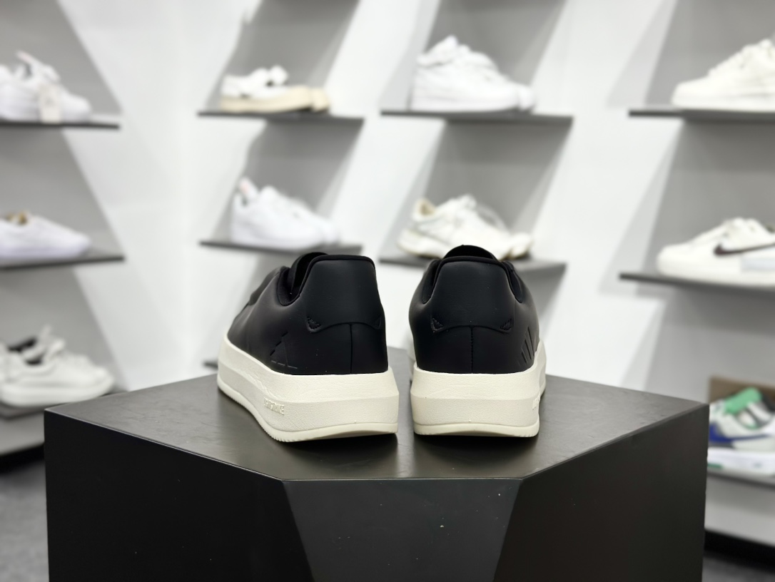 200 AD Labcourt 百搭休闲轻松舒适耐磨透气低帮板鞋 JQ2301