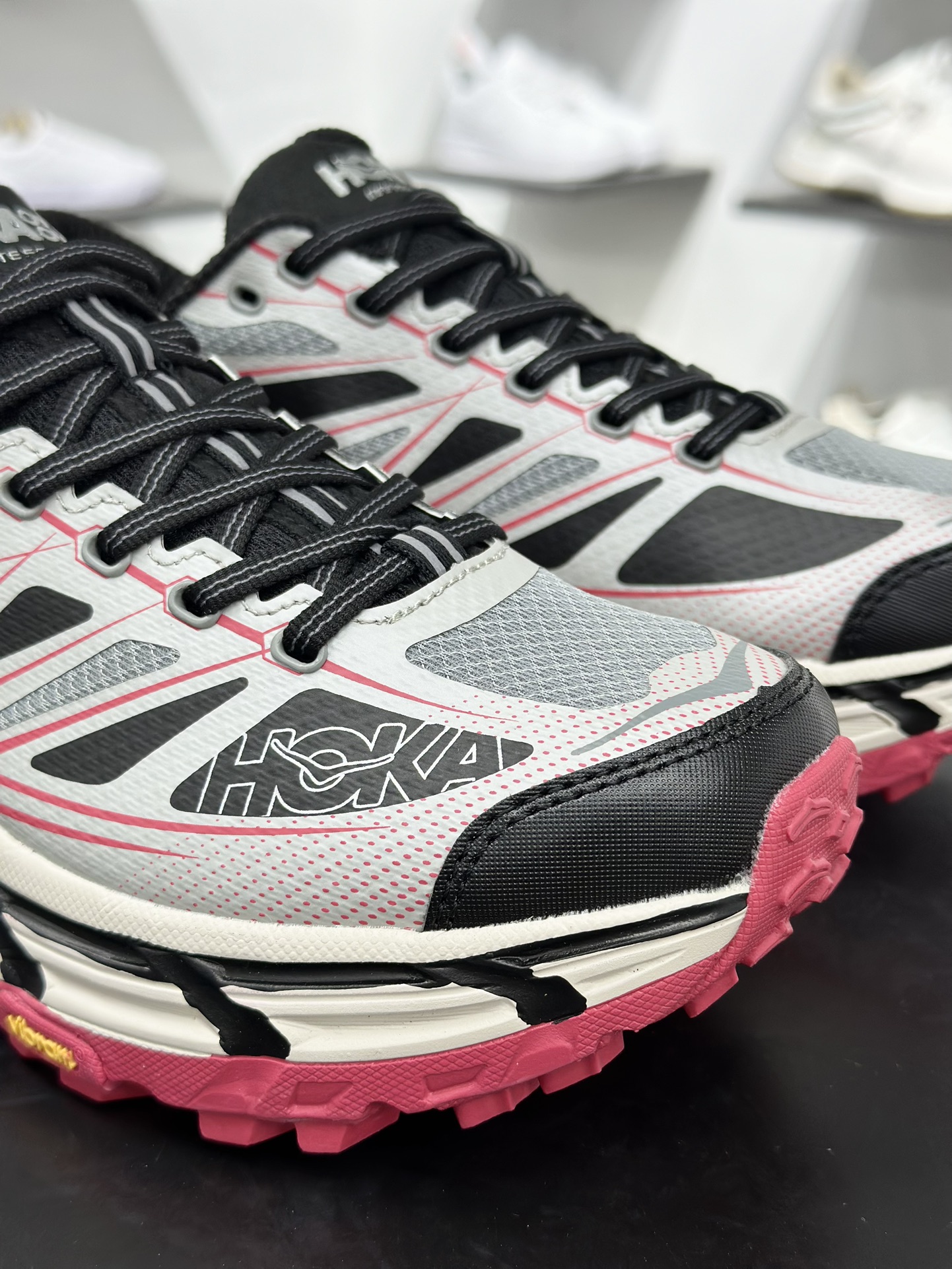 200 HOKA ONE ONE Mafate Speed 2 低帮专业越野跑步鞋1126851