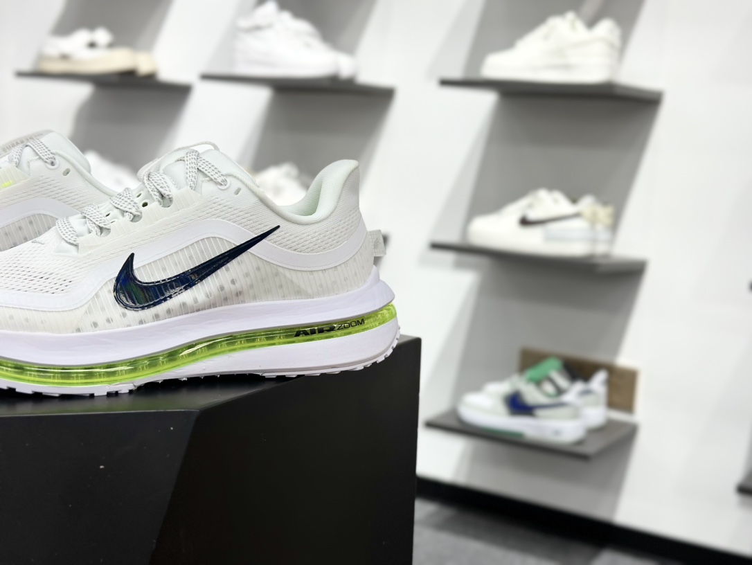 180 NK Pegasus Premium 飞马全掌气垫跑步运动鞋 HQ2592-100