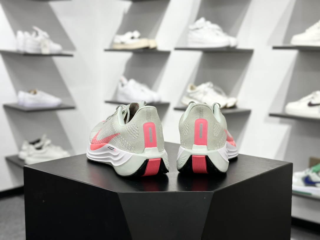 200 Nike REACTX PEGASUS Plus 飞马跑步鞋 FQ7262-001