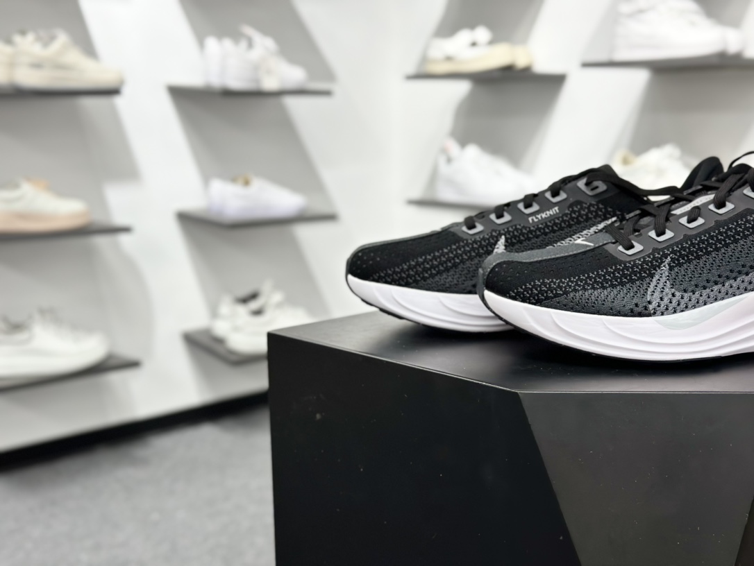 200 Nike REACTX PEGASUS Plus 飞马跑步鞋 FQ7262-002