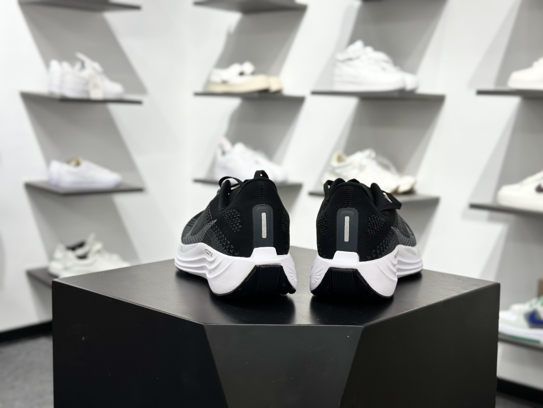 200 Nike REACTX PEGASUS Plus 飞马跑步鞋 FQ7262-002