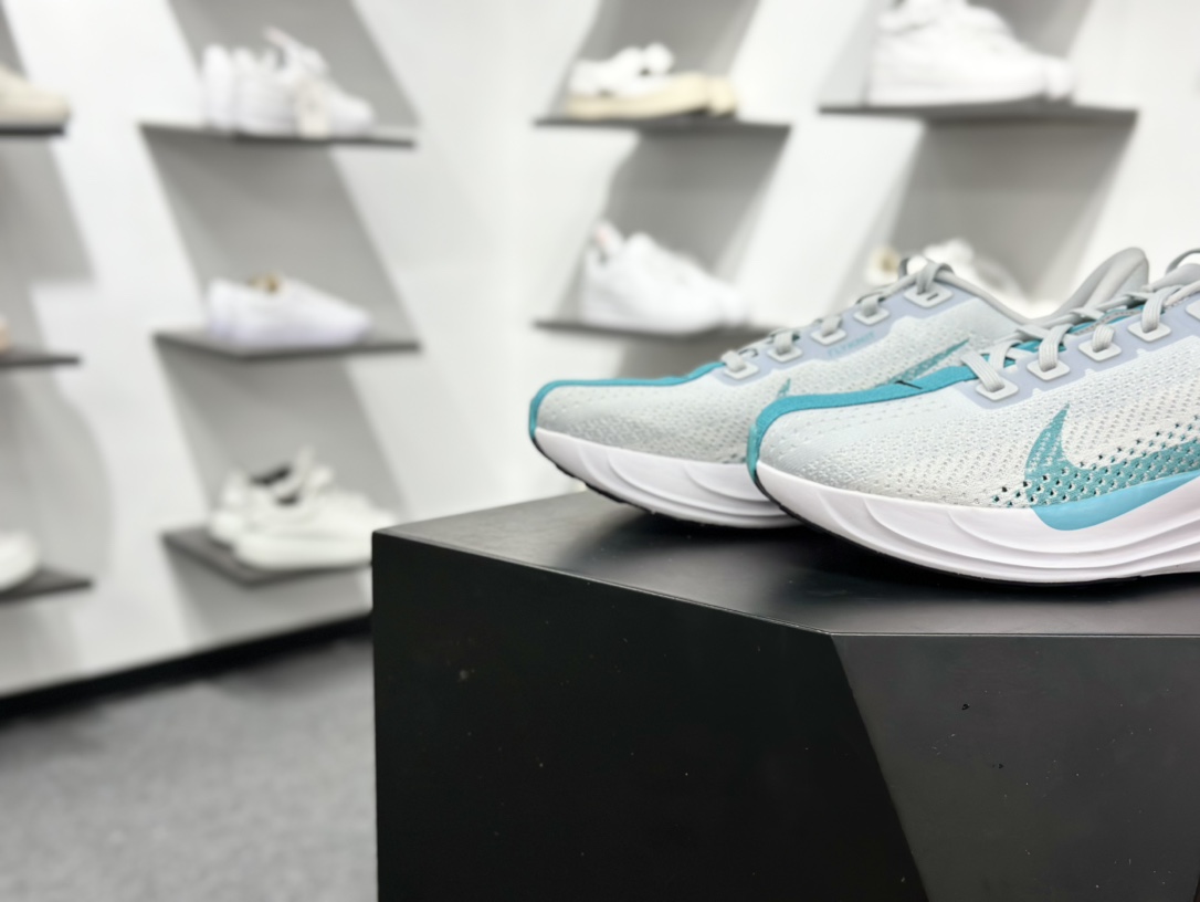 200 Nike REACTX PEGASUS Plus 飞马跑步鞋 FQ7262-004