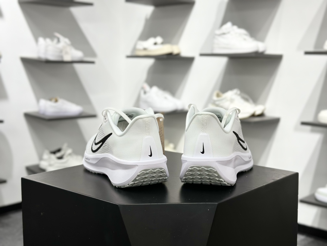 180 Nike Quest 6极速6代 网面透气 时尚休闲跑步鞋 FD6033-100