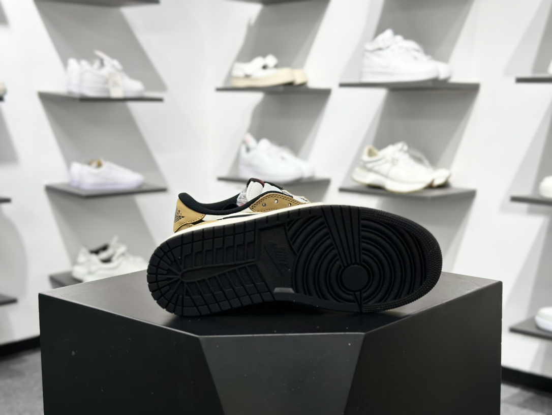 300 Air Jordan 1 Low og AJ1乔1低帮男子文化篮球 白棕小麦 新秀 CZ0790-107