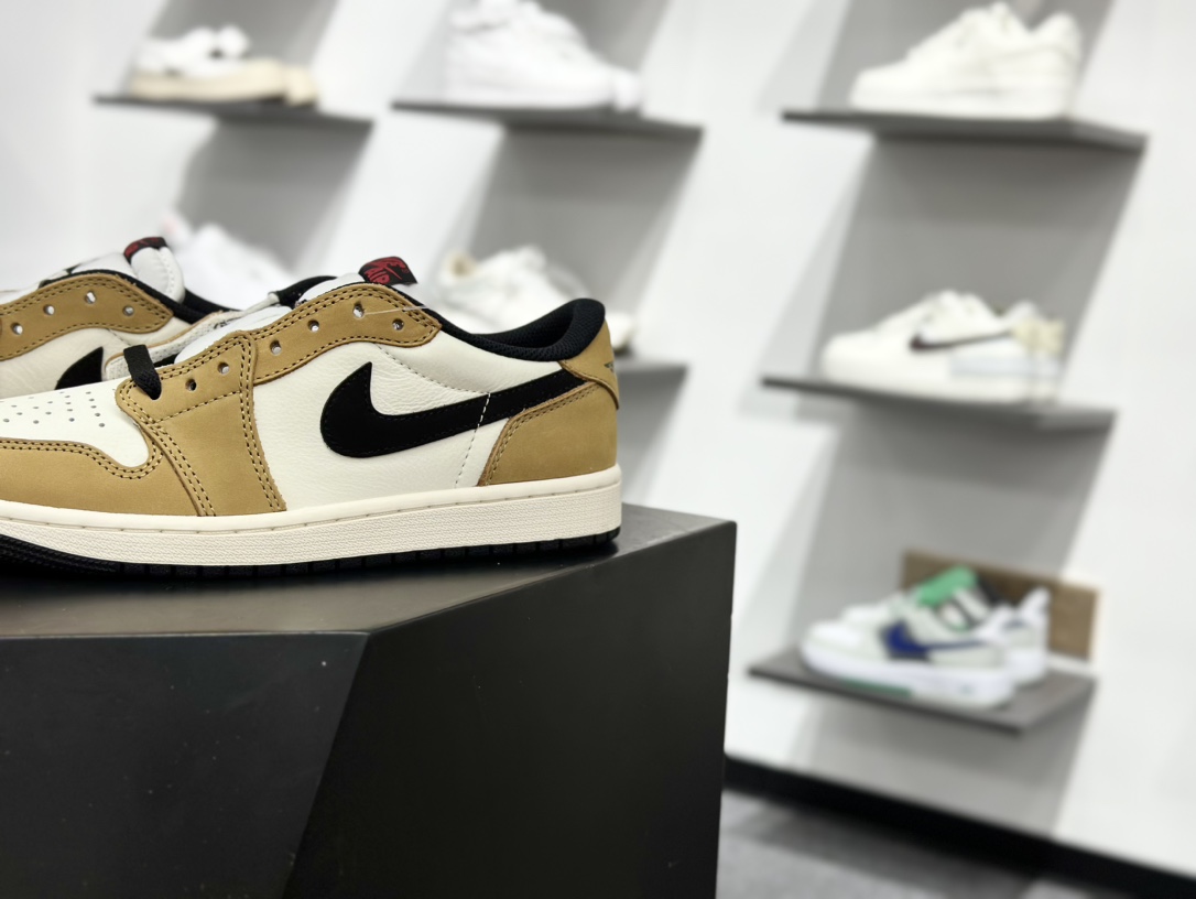 300 Air Jordan 1 Low og AJ1乔1低帮男子文化篮球 白棕小麦 新秀 CZ0790-107