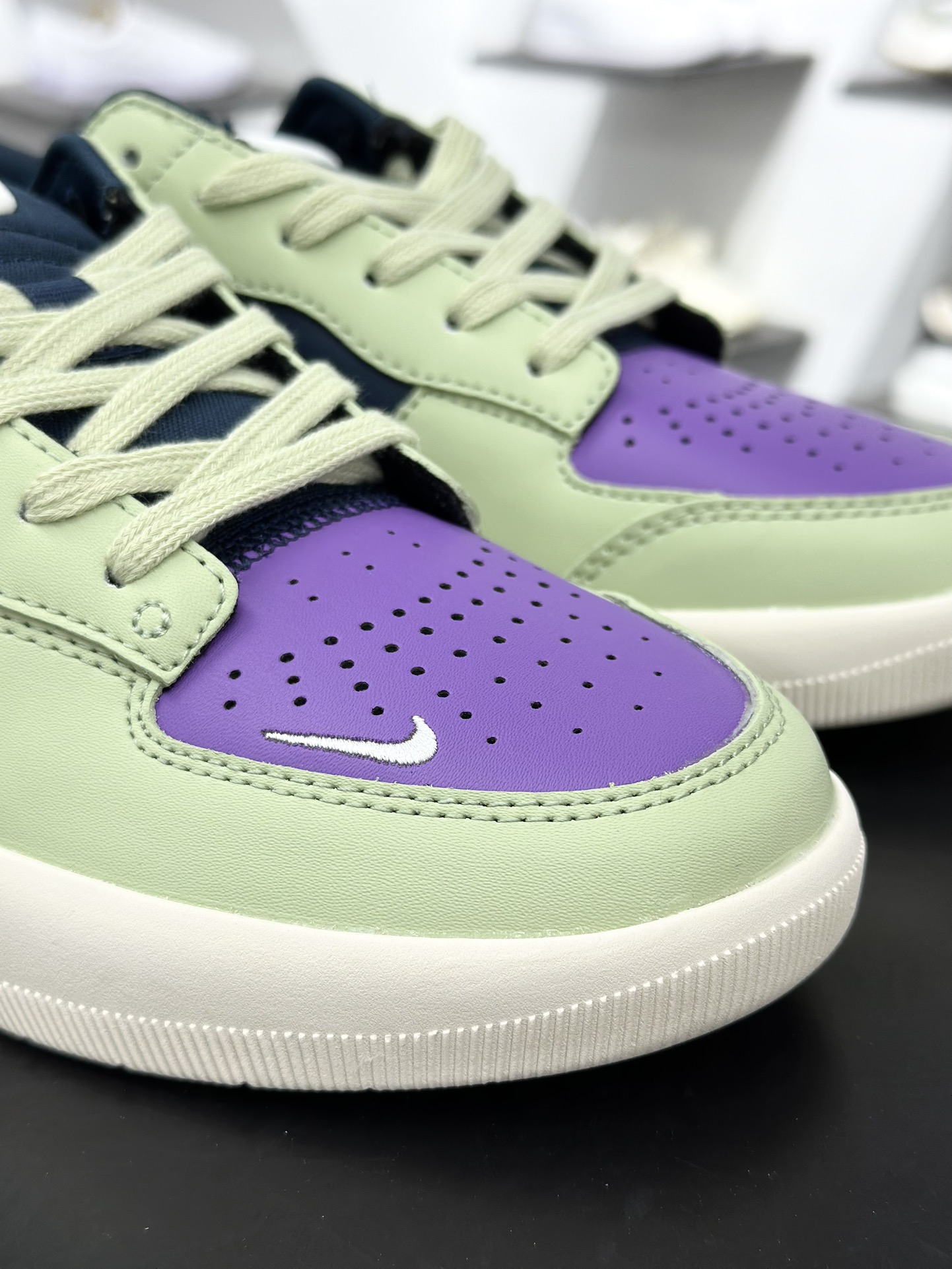 160 Nike SB Force 58 硫化杯底 传统篮球风格 Nike SB Force 58 男/女滑板鞋 DV5476-300