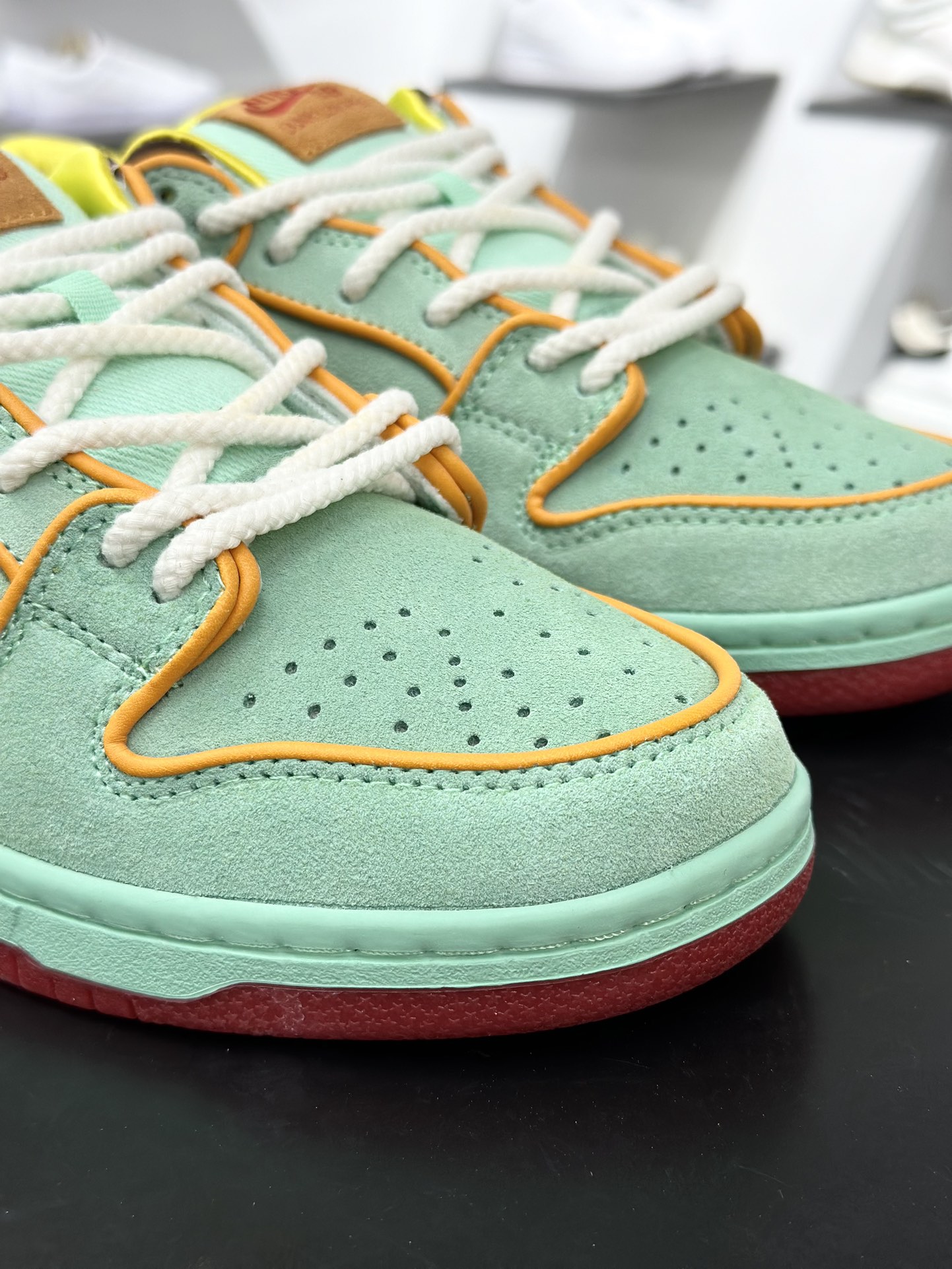 220 NK SB Dunk Low 黑人月黑绿 HF3058-300