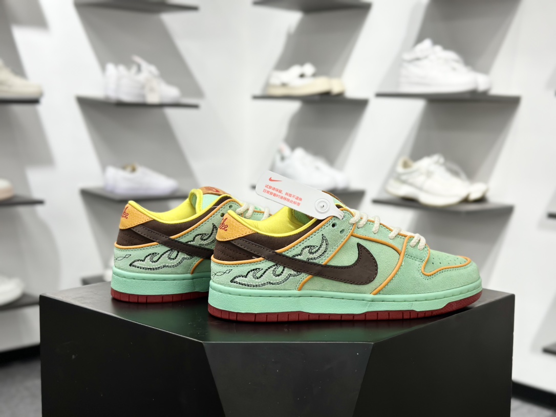 220 NK SB Dunk Low 黑人月黑绿 HF3058-300