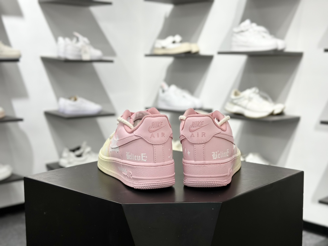260 Nike Air Force 1 Low 粉黄涂鸦 QR2032-520