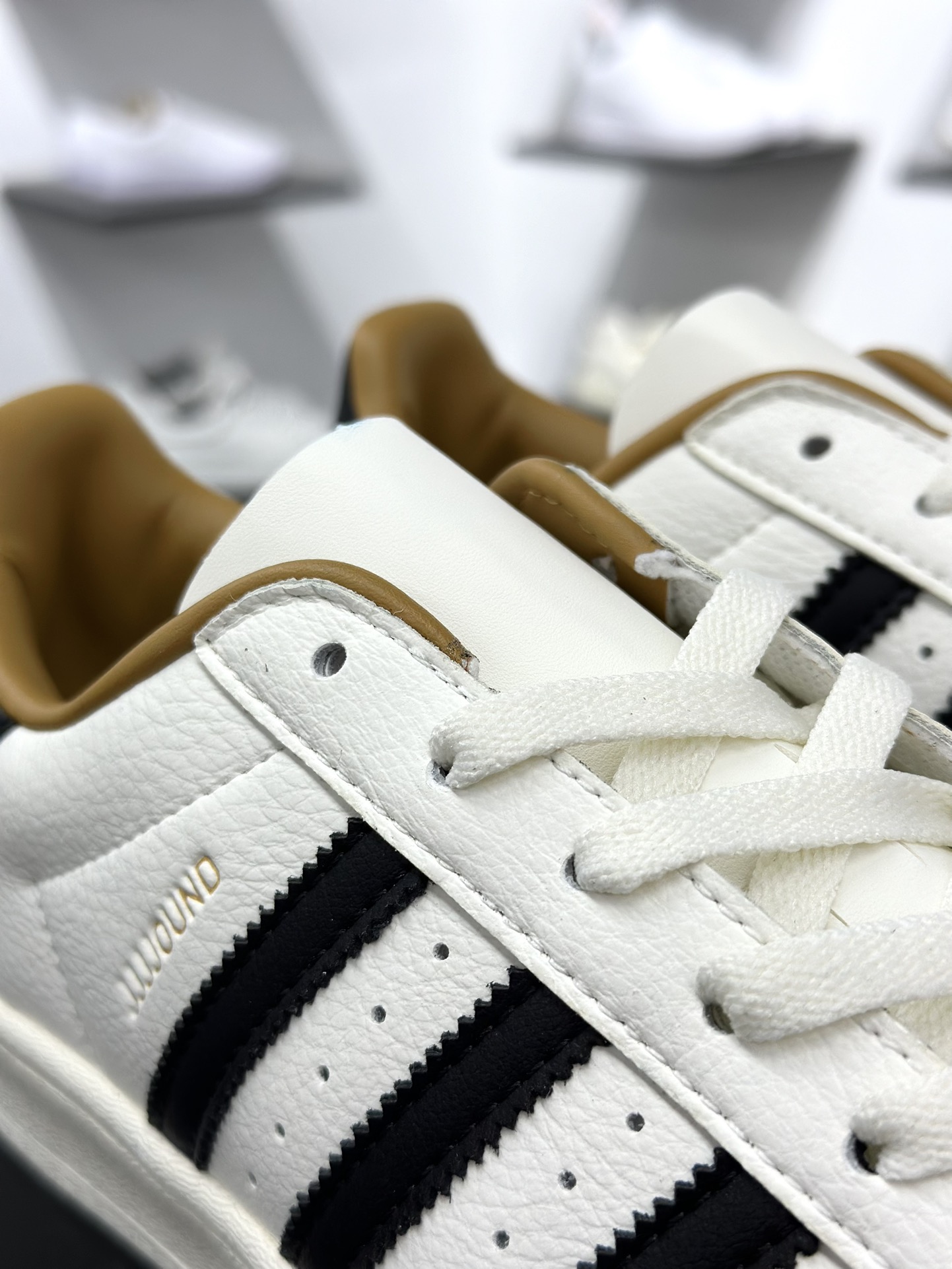 140 Adidas SUPERSTAR W JJJJOUND IH8148