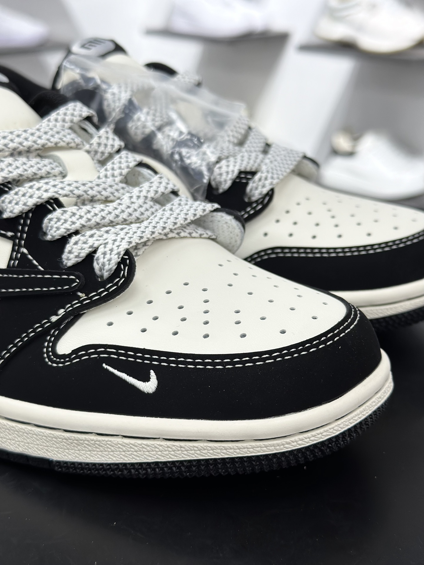 280 Travis Scott x Fragment Design x Air Jordan 1 Low OG SP AJ1 乔1 小米联名 黑YU7 低帮文化休闲板鞋 XX3168-189