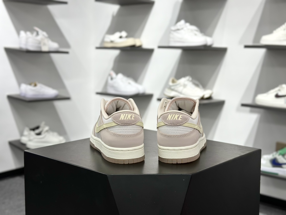 200 NIKE SB Dunk Low FB7910-601