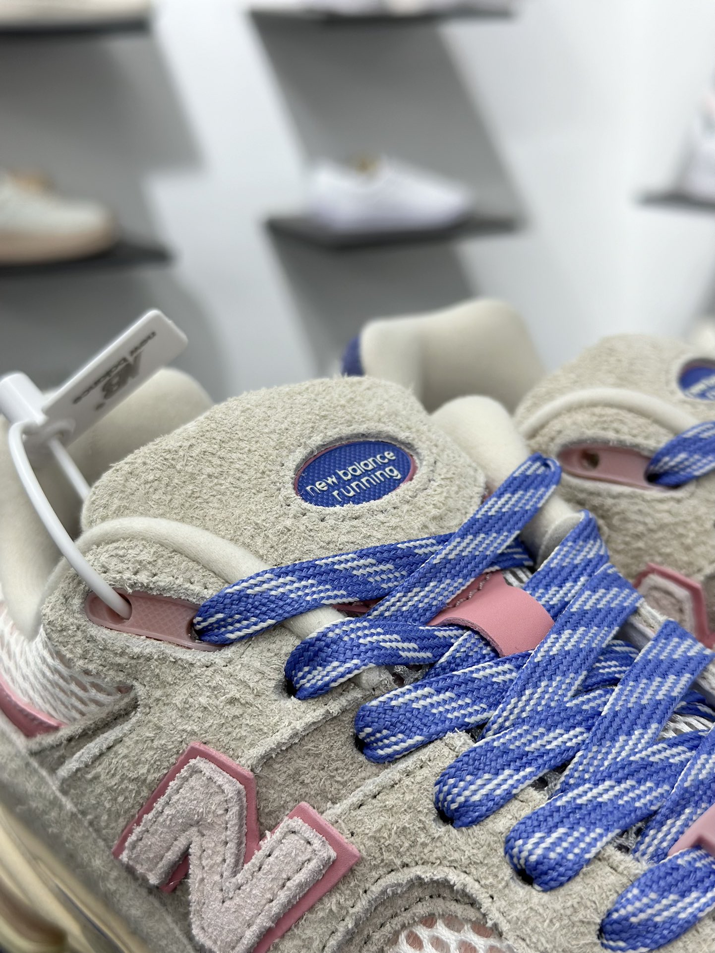 200 New Balance 2002 复古单品 鞋款延续了经典科技 M2002RHE-Chinese UA Cheap High Quatity Brand Clothes Bags handbags Sneakers wholesale wholesaler seller from China Factory suppliers Fashion Clothing Shoes best Quality Beautiful Price 200 New Balance 2002 复古单品 鞋款延续了经典科技 M2002RHE