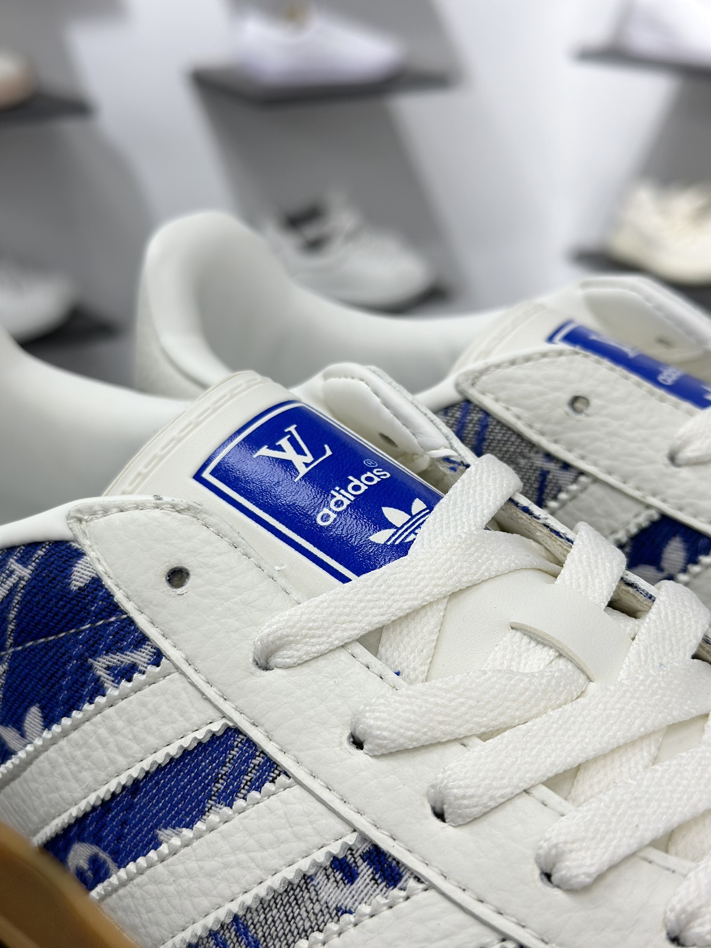 220 adidas 德训鞋 “LV联名-蓝灰牛仔”SC9207-732