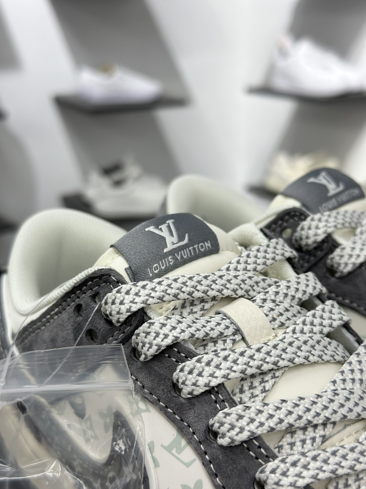 280 Nike SB Dunk Low LV联名 三勾夜光灰底满天星 周年高端定制 低帮休闲板鞋 YX5066-361-Chinese UA Cheap High Quatity Brand Clothes Bags handbags Sneakers wholesale wholesaler seller from China Factory suppliers Fashion Clothing Shoes best Quality Beautiful Price 280 Nike SB Dunk Low LV联名 三勾夜光灰底满天星 周年高端定制 低帮休闲板鞋 YX5066-361