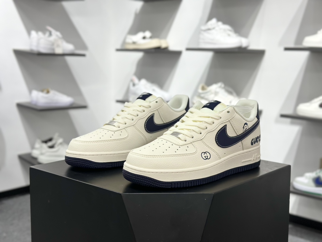 260 Gucci x Nike Air Force 1 鬼脸米蓝 QW5836-006