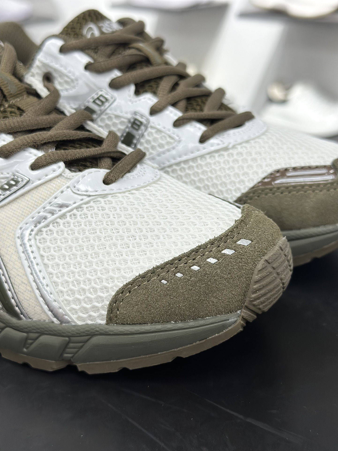 200 Asics GEL-DS TRAINER 14亚瑟士 复古运动休闲运动鞋 1203A810-101-Chinese UA Cheap High Quatity Brand Clothes Bags handbags Sneakers wholesale wholesaler seller from China Factory suppliers Fashion Clothing Shoes best Quality Beautiful Price 200 Asics GEL-DS TRAINER 14亚瑟士 复古运动休闲运动鞋 1203A810-101