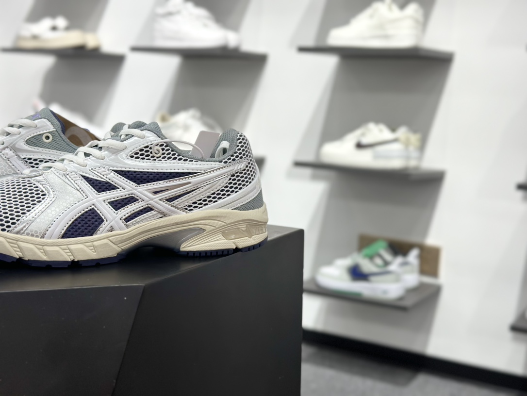 200 Asics GEL-DS TRAINER 14亚瑟士 复古运动休闲运动鞋 1203A607-100