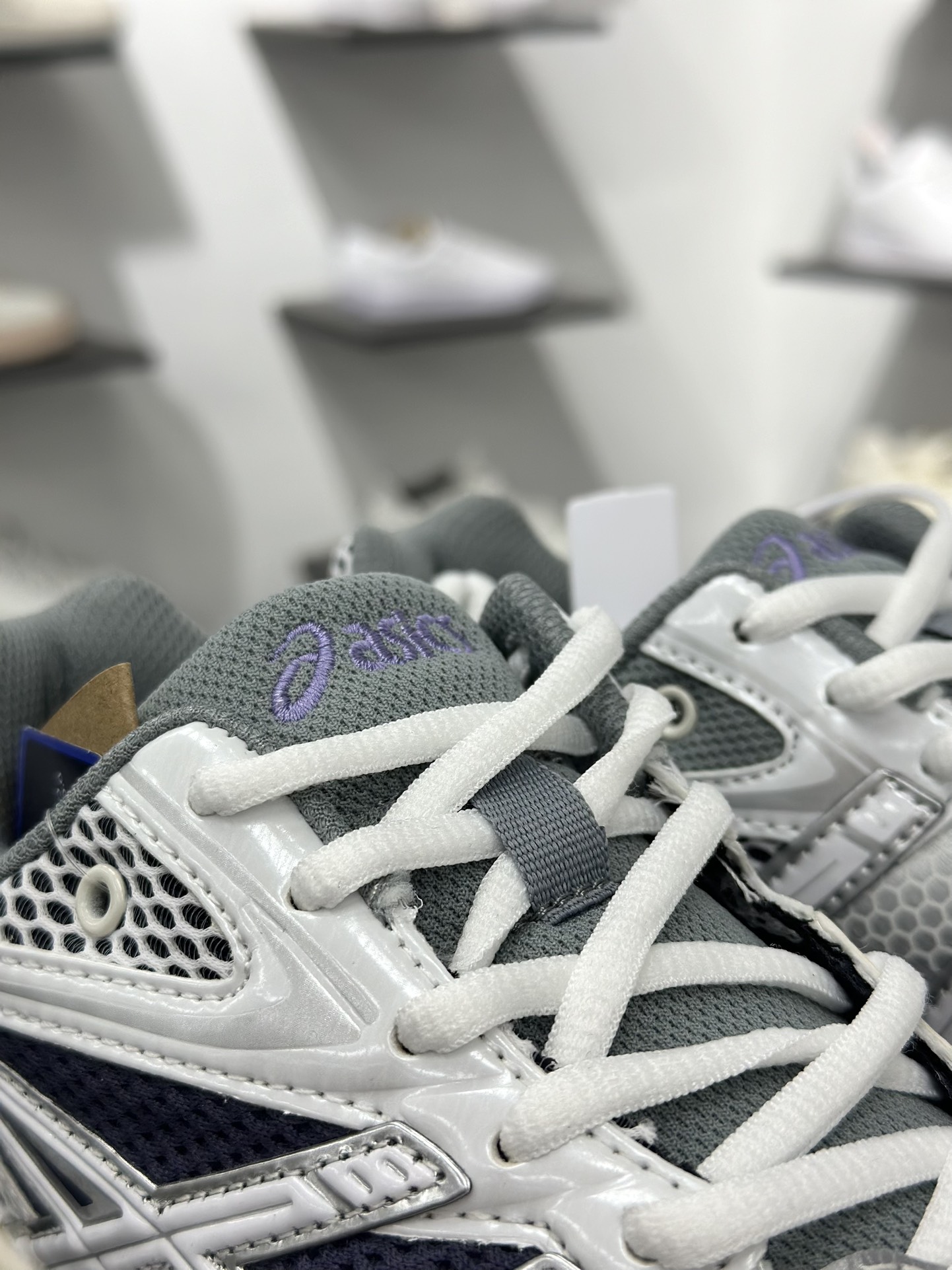 200 Asics GEL-DS TRAINER 14亚瑟士 复古运动休闲运动鞋 1203A607-100