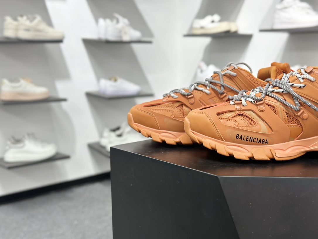 300 Balenciaga巴黎世家 Track Trail橘色 800592 WTRHK 7000-Chinese UA Cheap High Quatity Brand Clothes Bags handbags Sneakers wholesale wholesaler seller from China Factory suppliers Fashion Clothing Shoes best Quality Beautiful Price 300 Balenciaga巴黎世家 Track Trail橘色 800592 WTRHK 7000