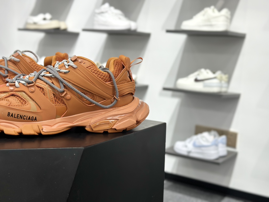 300 Balenciaga巴黎世家 Track Trail橘色 800592 WTRHK 7000-Chinese UA Cheap High Quatity Brand Clothes Bags handbags Sneakers wholesale wholesaler seller from China Factory suppliers Fashion Clothing Shoes best Quality Beautiful Price 300 Balenciaga巴黎世家 Track Trail橘色 800592 WTRHK 7000