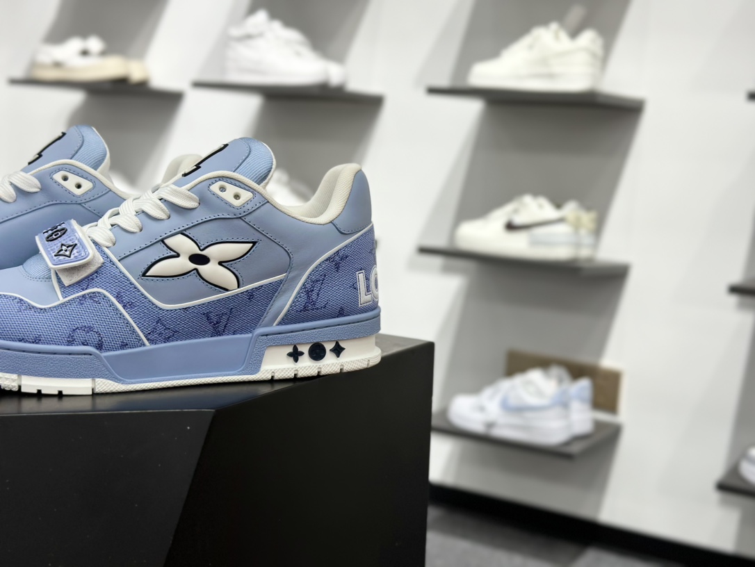 500 Louis Vuitton 路易威登 LV Trainer 低帮休闲板鞋-Chinese UA Cheap High Quatity Brand Clothes Bags handbags Sneakers wholesale wholesaler seller from China Factory suppliers Fashion Clothing Shoes best Quality Beautiful Price 500 Louis Vuitton 路易威登 LV Trainer 低帮休闲板鞋