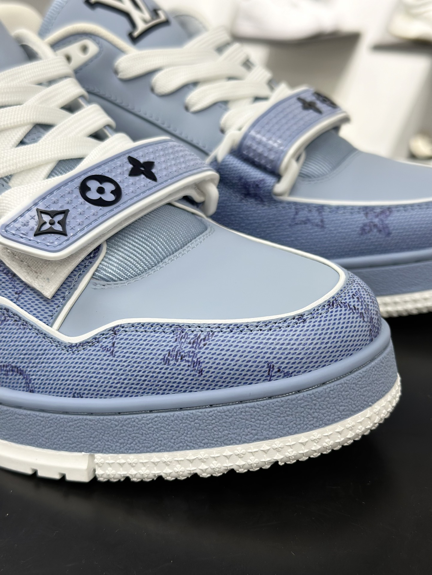 500 Louis Vuitton 路易威登 LV Trainer 低帮休闲板鞋-Chinese UA Cheap High Quatity Brand Clothes Bags handbags Sneakers wholesale wholesaler seller from China Factory suppliers Fashion Clothing Shoes best Quality Beautiful Price 500 Louis Vuitton 路易威登 LV Trainer 低帮休闲板鞋