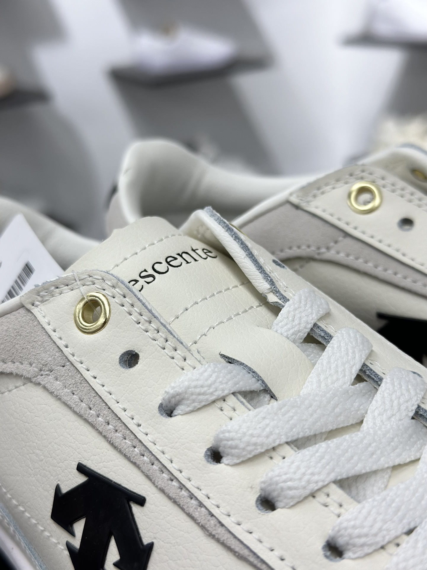 200 迪桑特/Descente Sport Style Chron Racer 时间节奏赛车系列复古经典百搭休闲运动慢跑鞋