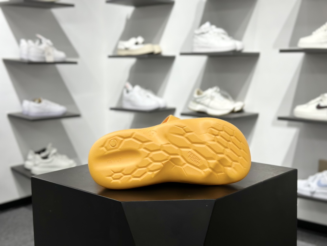 100 New Balance NB Fresh Foam MRSHN Slide ”Cream” 耐磨 一字拖鞋 SUFHUPO3