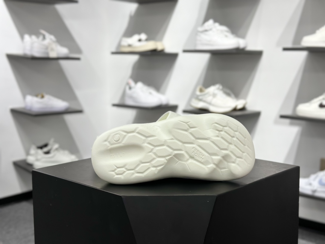 100 New Balance NB Fresh Foam MRSHN Slide ”Cream” 耐磨 一字拖鞋 SUFHUPW3