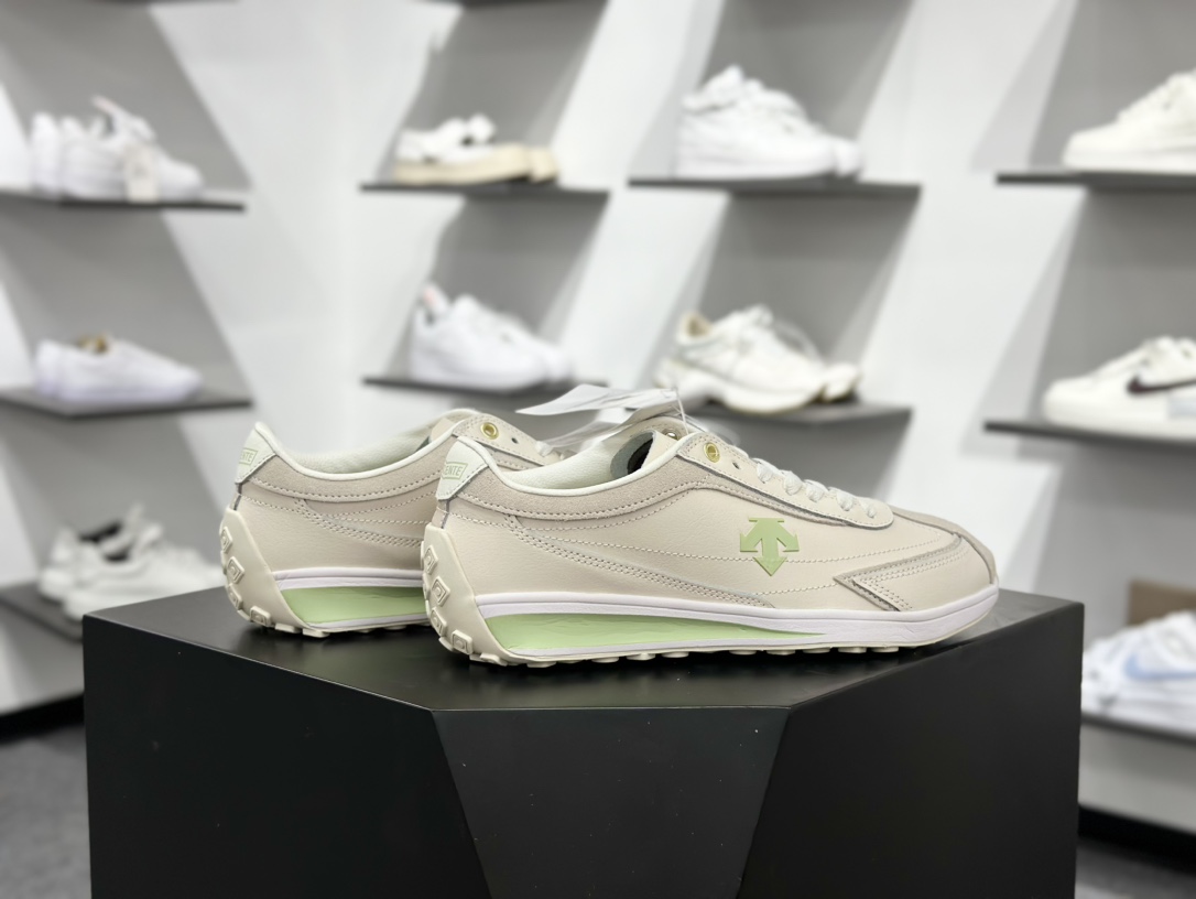 200 迪桑特/Descente Sport Style Chron Racer 时间节奏赛车系列复古经典百搭休闲运动慢跑鞋