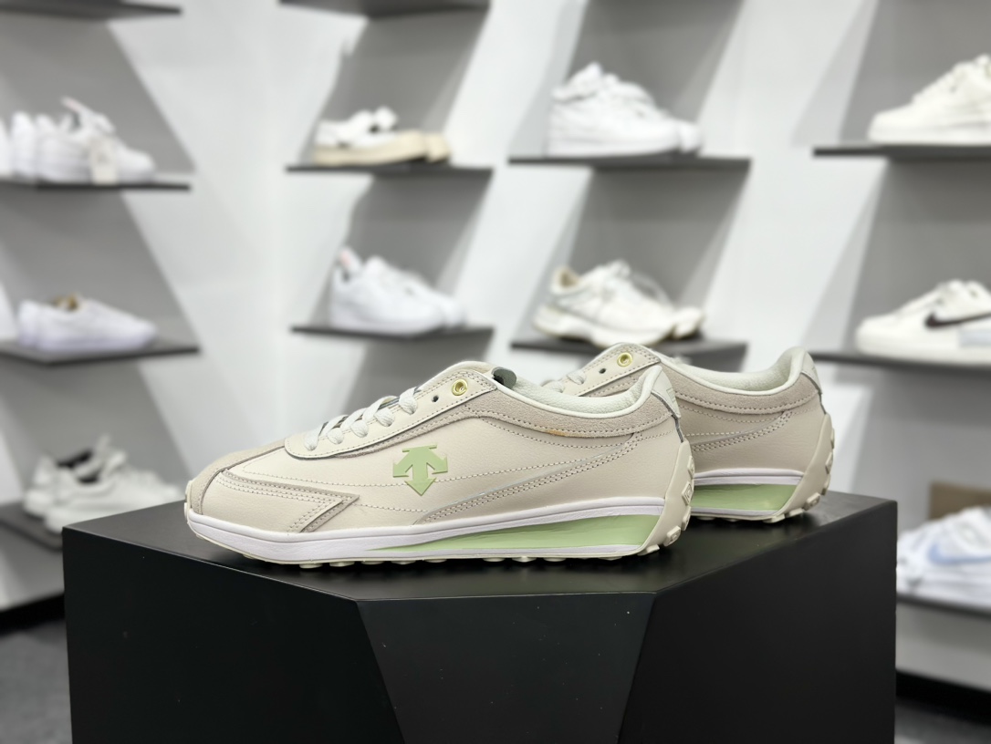 200 迪桑特/Descente Sport Style Chron Racer 时间节奏赛车系列复古经典百搭休闲运动慢跑鞋