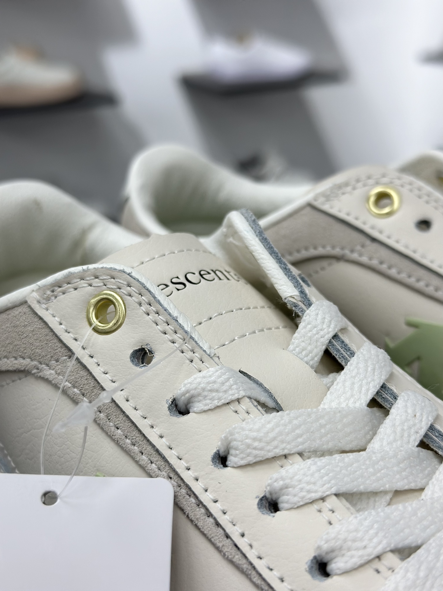 200 迪桑特/Descente Sport Style Chron Racer 时间节奏赛车系列复古经典百搭休闲运动慢跑鞋