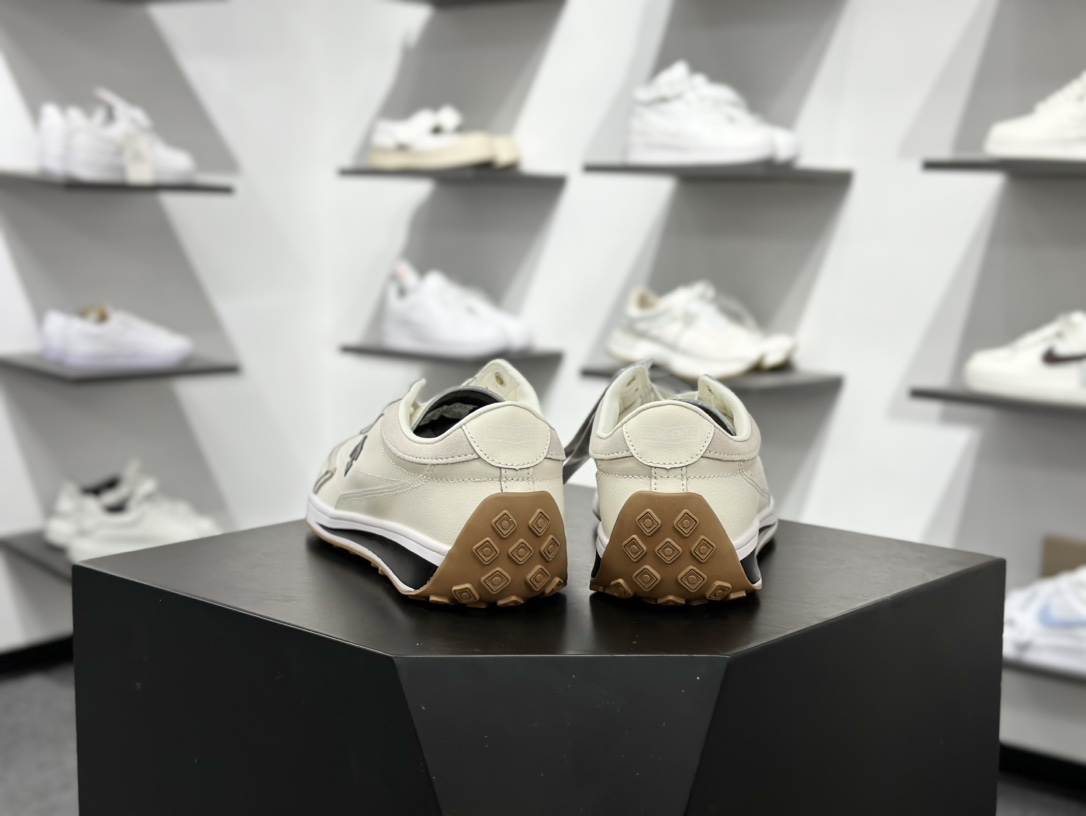 200 迪桑特/Descente Sport Style Chron Racer 时间节奏赛车系列慢跑鞋