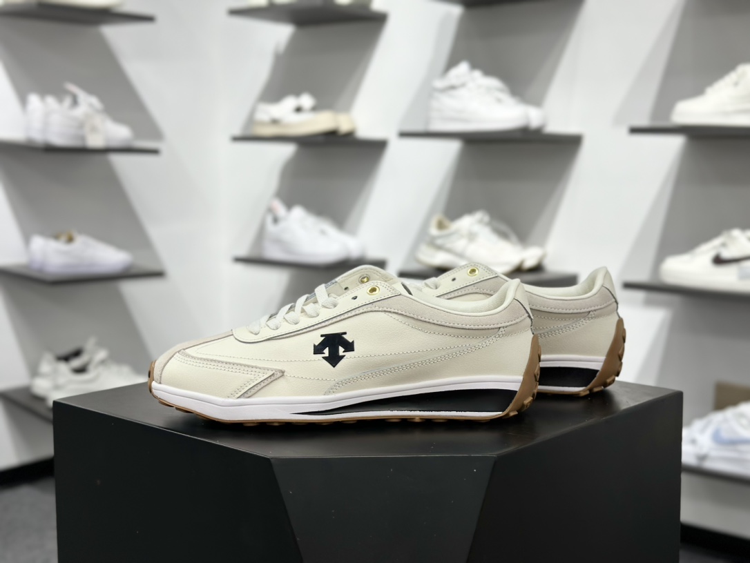 200 迪桑特/Descente Sport Style Chron Racer 时间节奏赛车系列慢跑鞋