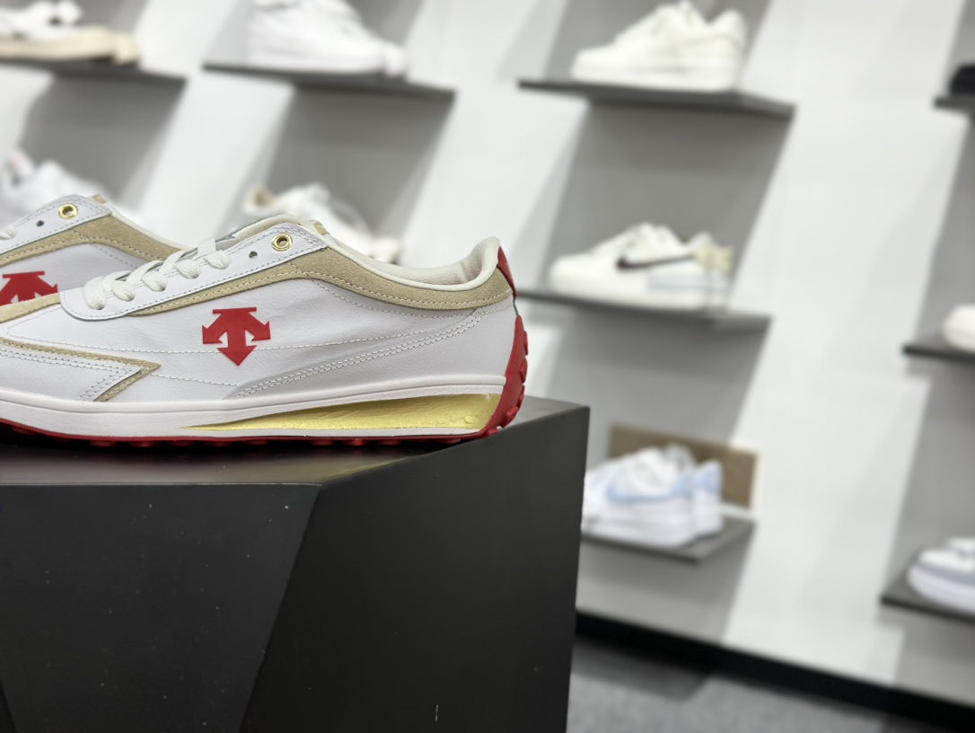 200 迪桑特/Descente Sport Style Chron Racer 时间节奏赛车慢跑鞋