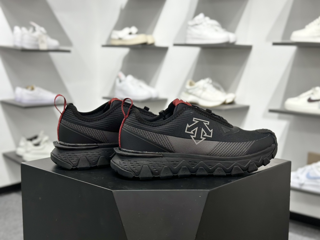 240 迪桑特DESCENTE SKI STYLE系列 SNOW RIDE 潮流运动 防滑耐磨低帮 登山鞋 D5131SSN51