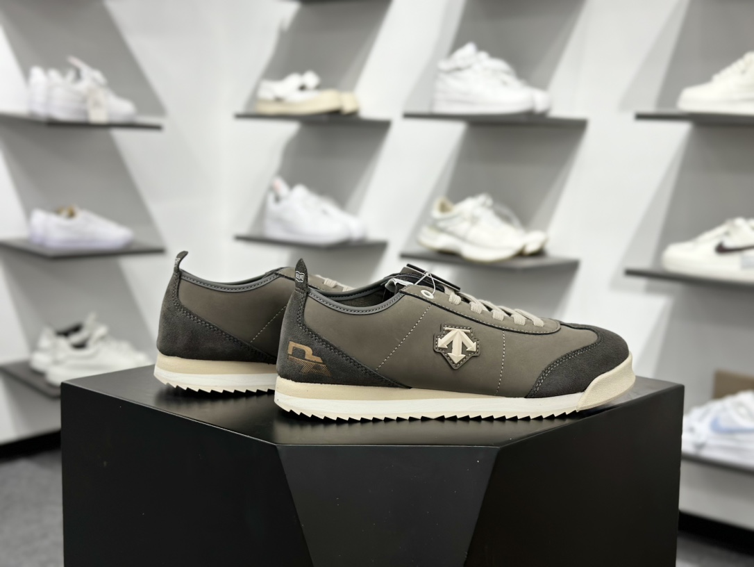 180 DESCENTE CHRON LTR 迪桑特皮面系带舒适百搭防滑耐磨低帮生活休闲鞋